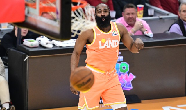 开云APP-哈登说自己运气不好？路威：今年他没任何借口了 一切都对他有利